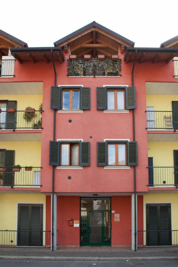 June 13Th Comfort Studio Omegna Dış mekan fotoğraf